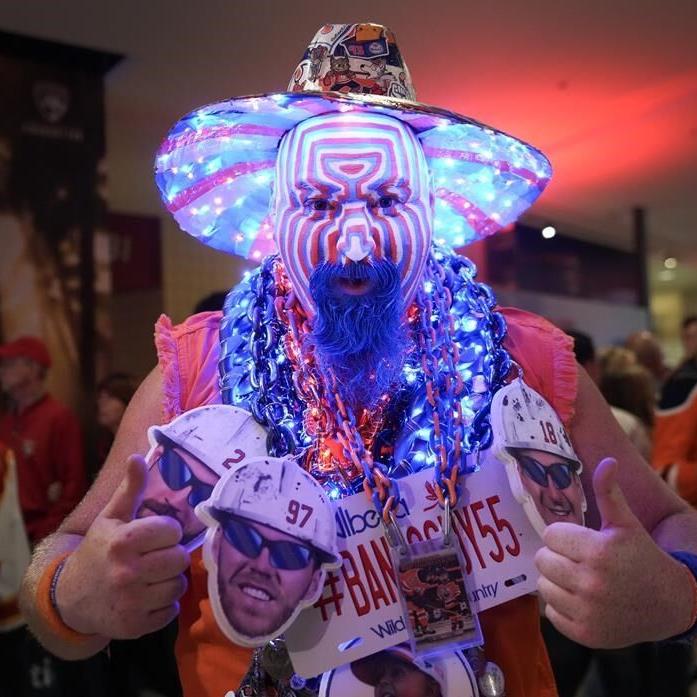 Oilers fever reaches Parliament Hill as MPs put aside team colours for NHL playoffs